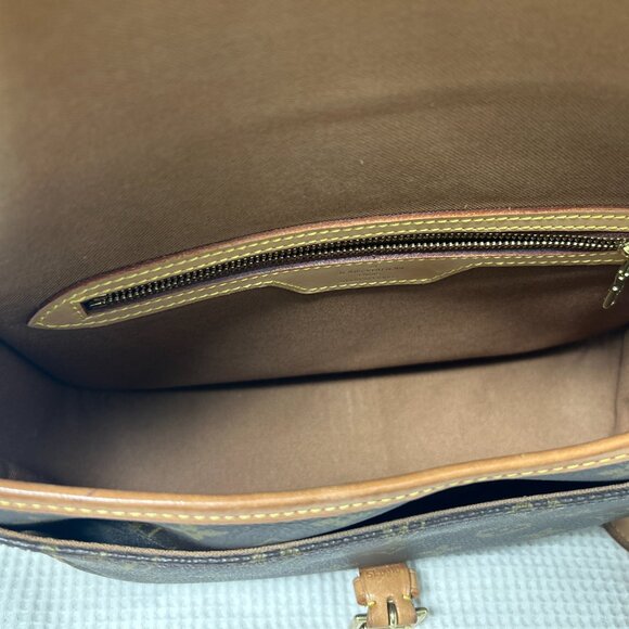 Authentic 2000 Louis Vuitton Monogram Sologne - Picture 9 of 10